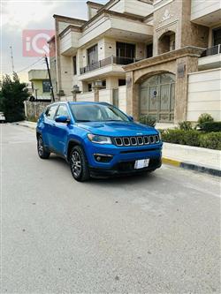 2017 جيب كومباس