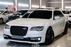 2023 كرايسلر 300