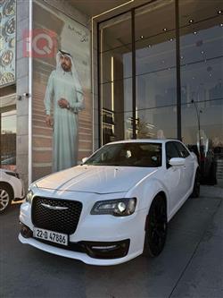 2016 كرايسلر 300
