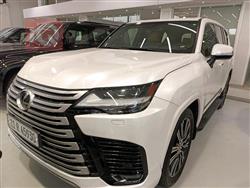 2022 لكزس LX