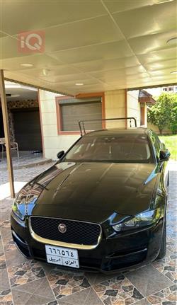 2017 جاكوار XE