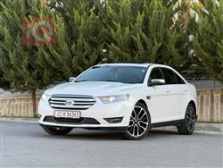 Ford Taurus 2019