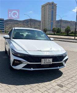 Hyundai Elantra 2024