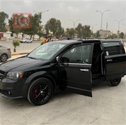 2017 دودج جراند كارافان