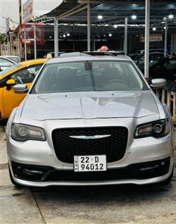 2023 كرايسلر 300
