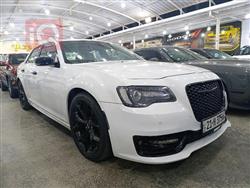 2021 كرايسلر 300