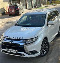 Mitsubishi Outlander 2022