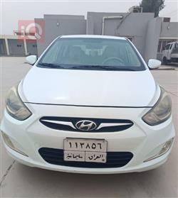 Hyundai Accent 2012