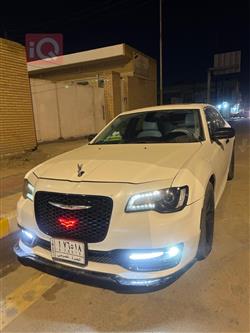 2016 كرايسلر 300