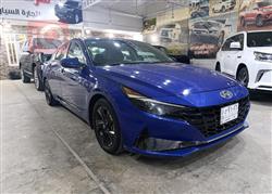 Hyundai Elantra 2022