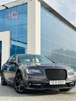 Chrysler 300 2022