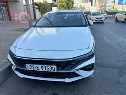 Hyundai Elantra 2024