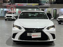 Lexus ES 2023