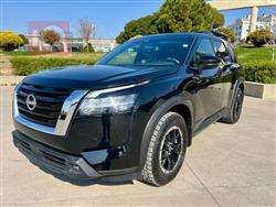 Nissan Pathfinder 2024