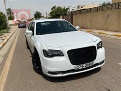 Chrysler 300 2021