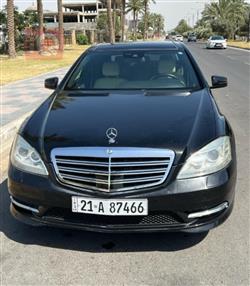 Mercedes-Benz S-Class 2011