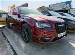 Chrysler 300 2021