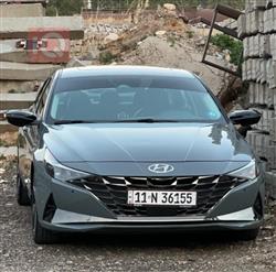 Hyundai Elantra 2022