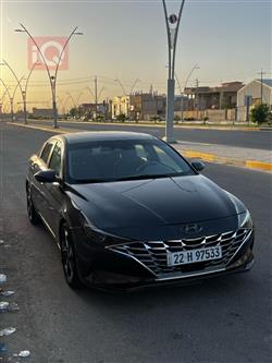 Hyundai Elantra 2022