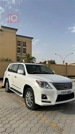 Lexus LX 2010