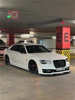 2019 كرايسلر 300