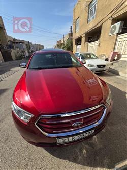 Ford Taurus 2017