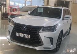 2021 لكزس LX