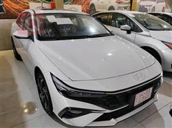 Hyundai Elantra 2025