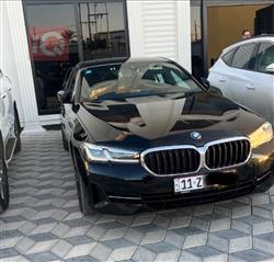 BMW 5-Series 2023