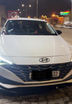 Hyundai Elantra 2023
