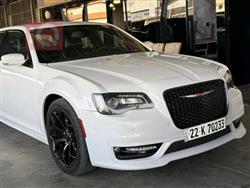Chrysler 300 2025