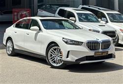 BMW 5-Series 2024