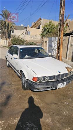 1990 بي ام دبليو الفئة 7