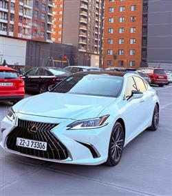 Lexus ES 2023