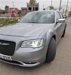 Chrysler 300 2017