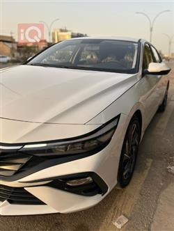 Hyundai Elantra 2024