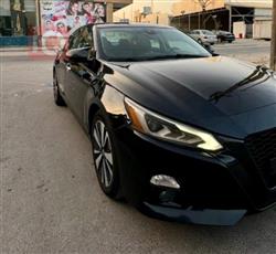 Nissan Altima 2019