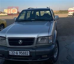 Isuzu Trooper 2000