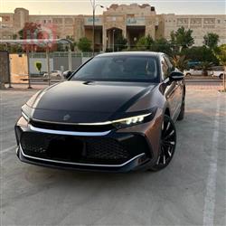 Toyota Crown 2023