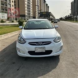 Hyundai Accent 2015