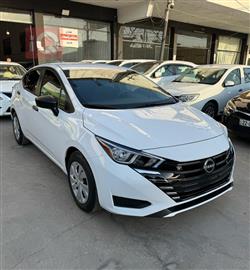 Nissan Versa 2023
