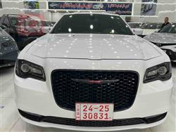 Chrysler 300 2023