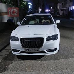 2017 كرايسلر 300