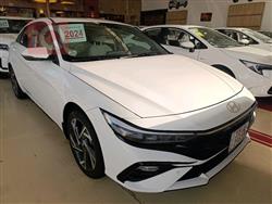 Hyundai Elantra 2024
