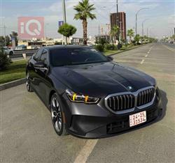 BMW 5-Series 2024