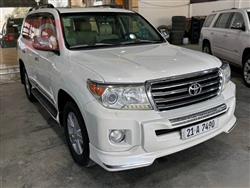 Toyota Land Cruiser 2013