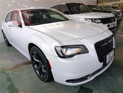 Chrysler 300 2023