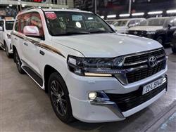 Toyota Land Cruiser 2020