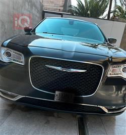 2019 كرايسلر 300