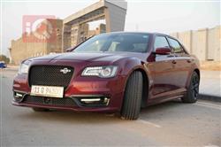 Chrysler 300 2023
